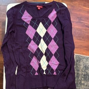 Merona V-Neck Sweater in Purple Argyle